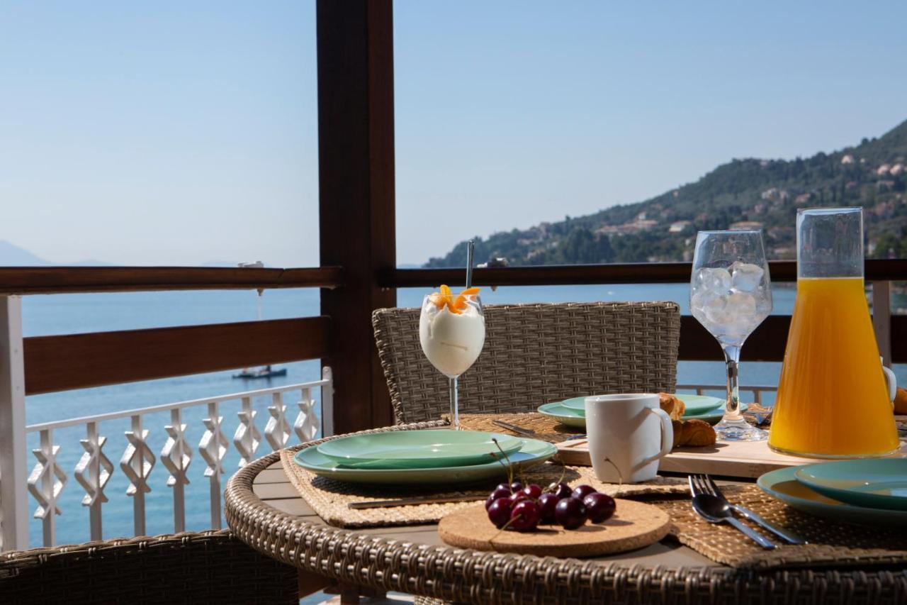 Arokaria Beach House Nikiana Bagian luar foto