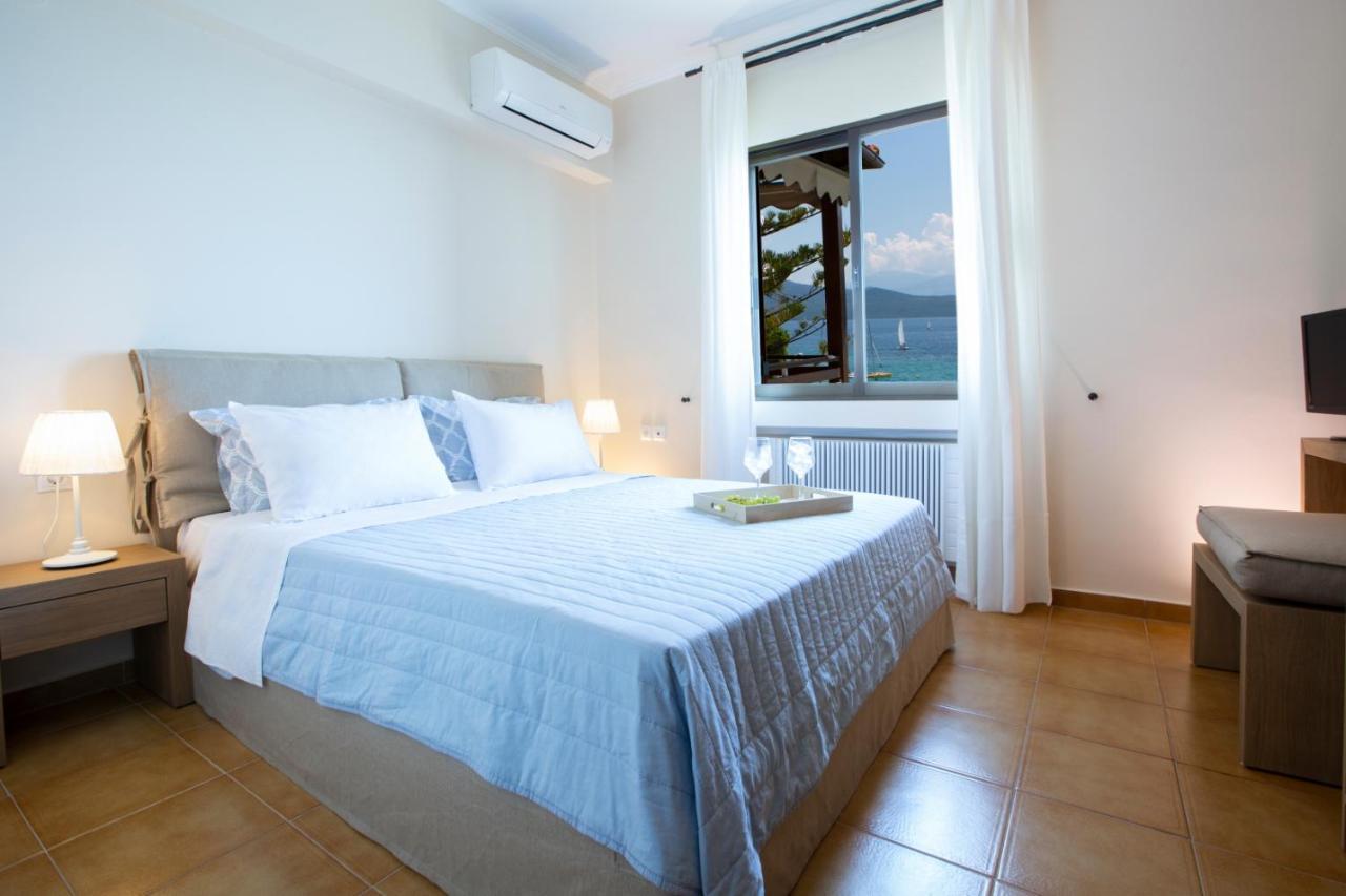 Arokaria Beach House Nikiana Bagian luar foto